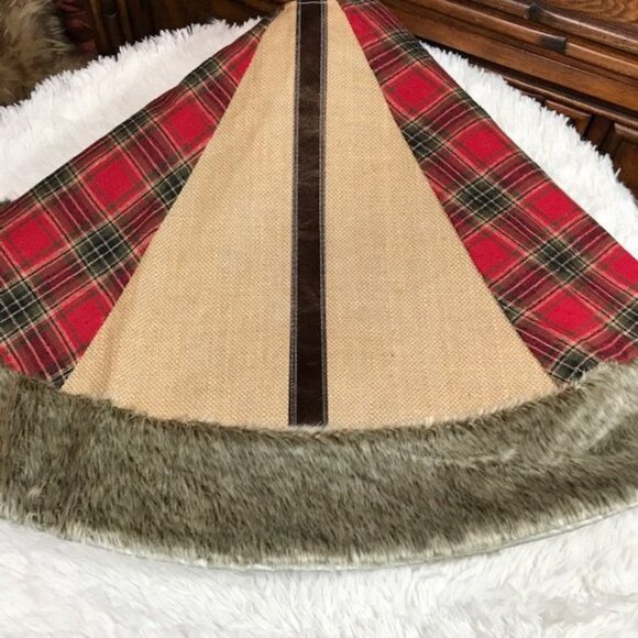 Valery Madelyn 48" Red/Black Tartan Linen Blend Bronze Christmas Tree Skirt - Picture 9 of 14